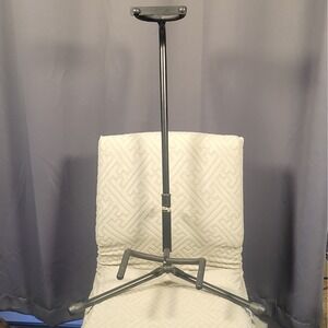 Stagg Black Floor Guitar Stand Tripod Base Stand for Guitar